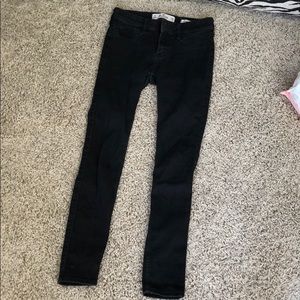 Hollister black skinny jeans